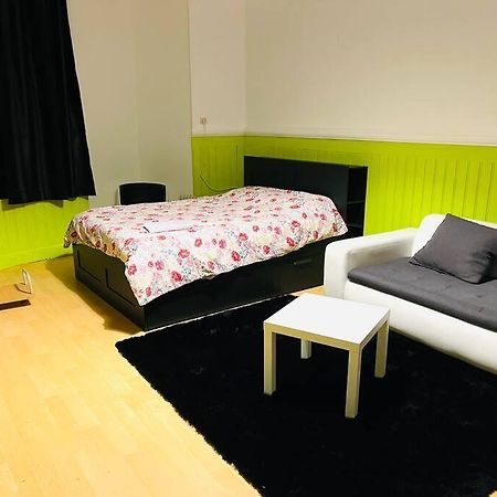 Chambre, Appartement de location courte et longue durée Liège Extérieur photo
